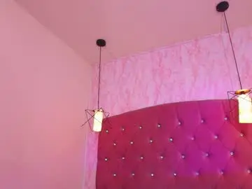 Chaturbate Live Sex of serenavelvet