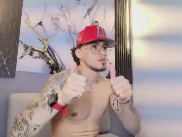 Chaturbate Best live sex cam show of davin_01