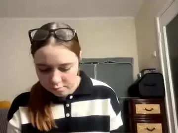 ellisderrow from chaturbate