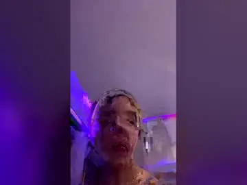 Chaturbate Adult Video Chat of emilyevans7