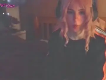 Chaturbate Sex Cam of notyourfemboi