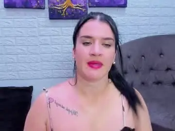 renataruiz_rr from chaturbate