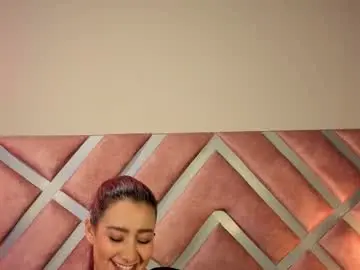 _kelly_hous36 from chaturbate