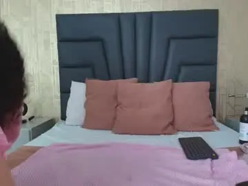 Chaturbate Best live sex cam show of alehia_cute