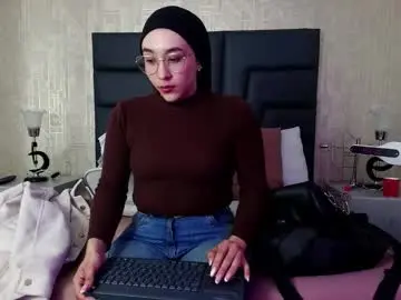 Chaturbate Live Porn of alehia_cute