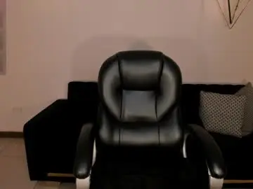 Chaturbate Free Porn Cam of alinakravitz_