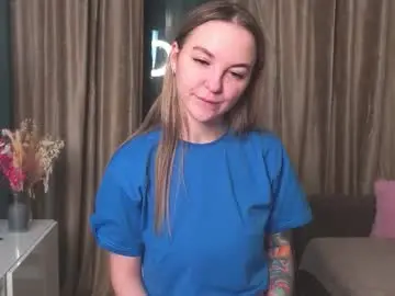 evelineloos from chaturbate