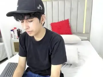 Chaturbate Free Live Porn of julian_xp