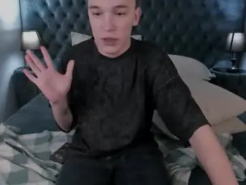 Chaturbate Best live sex cam show of kevinm1lky