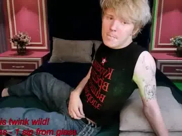 Chaturbate Adult Webcams of kevinm1lky