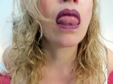 Chaturbate Private Sex Chat of lilyqueen_cg