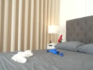 naughtysammx from chaturbate