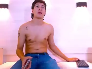 Chaturbate Live Sex Cam of twink_bunny