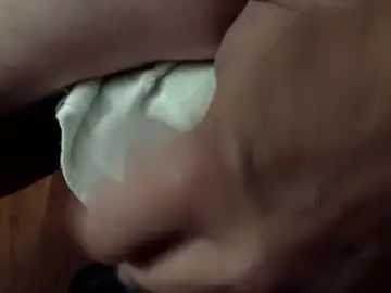 Chaturbate Live Sex Cam of bigdipper58