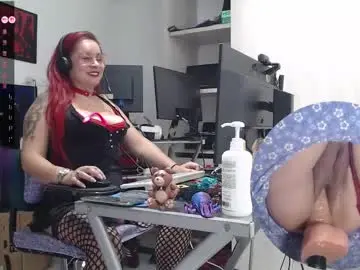 Chaturbate Free Porn Cam of leidycrstnch21