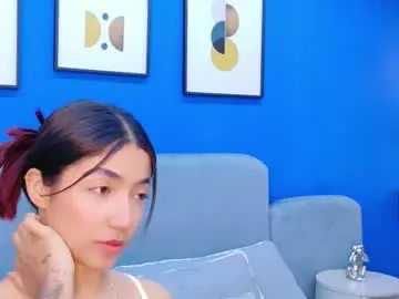 Chaturbate Live Sex Cam of martina_dear