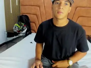 Chaturbate Sex Cam of mathy_robert