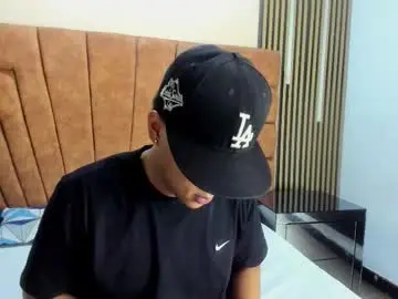 Chaturbate Free Porn Cam of mathy_robert