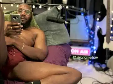 Chaturbate Live Sex of strongmellow
