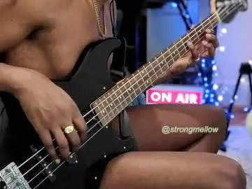 Chaturbate Adult Video Chat of strongmellow