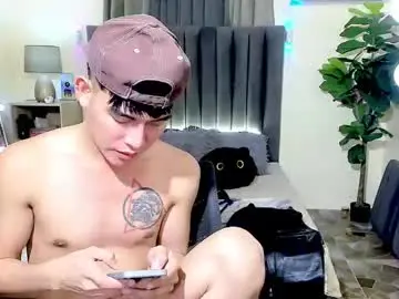 bentlyfuck from chaturbate