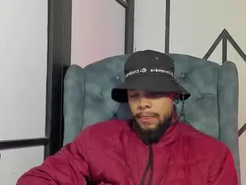 Chaturbate Watch Live Sex Cams of leonardgrant_