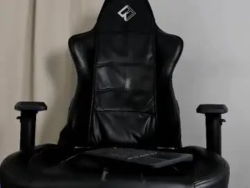 Chaturbate Live Sex Cam of matteosantino25