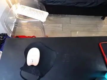 Chaturbate Live Sex of bruja_scarlata