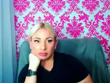 luxuriaaa from chaturbate