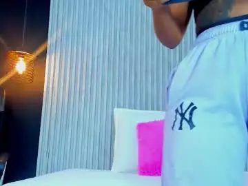 Chaturbate Nude Webcam of alahia_betancur