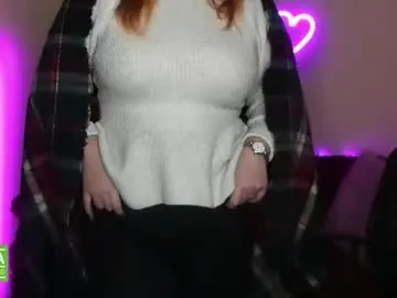 Chaturbate Live Sex Cam of alicia_side_red