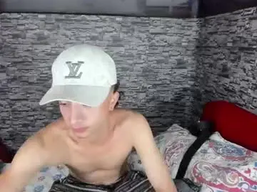 Chaturbate Adult Video Chat of brahian_boyy