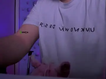 louis_tiger from chaturbate