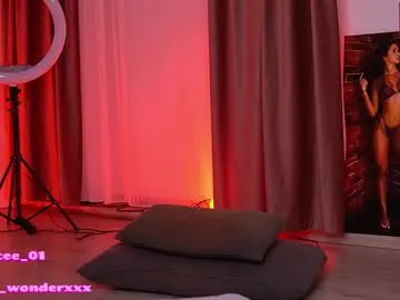 Chaturbate Best live sex cam show of vanessasimon