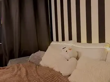 Chaturbate Adult Video Chat of falinegelling