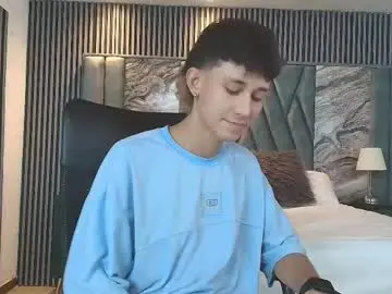 Chaturbate Sex Chat of michaeel_blue