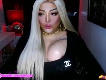 Chaturbate Live Sex Cam of milkshakelavinia