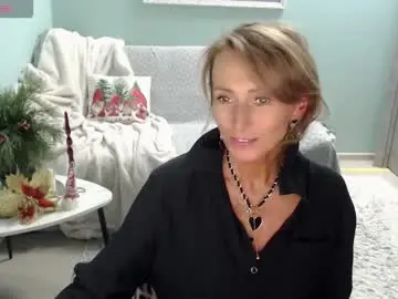 Chaturbate Best live sex cam show of wildelione03