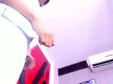 Chaturbate Live Sex Cam of amber_diior