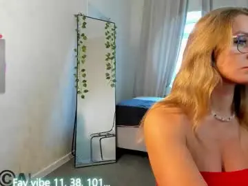 Chaturbate Watch Live Sex Cams of milf_tea