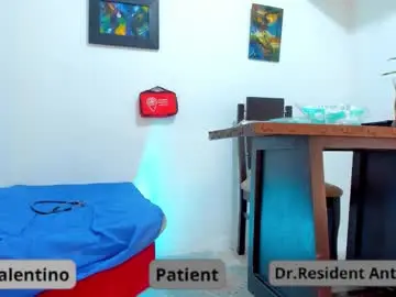 Chaturbate Live Sex Cam of valentino_bel