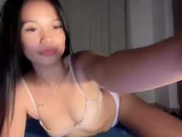 Chaturbate Live Sex Cam of asian_mikyla