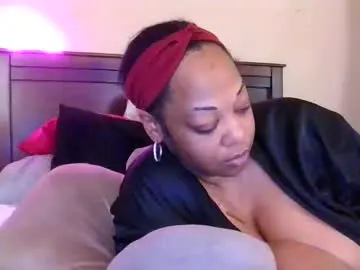 Chaturbate Best live sex cam show of brownroundrenee