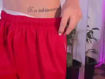 Chaturbate Sex Cam of darlyn_tenderhot__