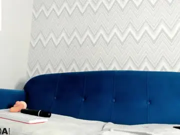 Chaturbate Live Sex Cam of enigmatic_ella