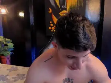 Chaturbate Adult Video Chat of johan_williams_07