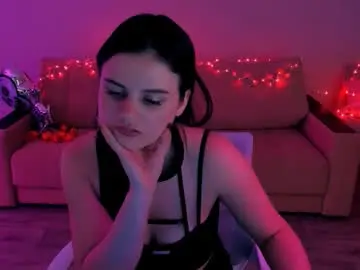 Chaturbate Live Sex Cam of lora_cain