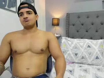 Chaturbate Live Sex Cam of violeta_and_maxx