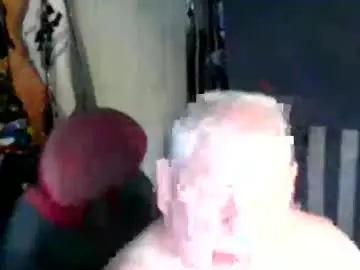 Chaturbate Live Sex Cam of canoelicker69