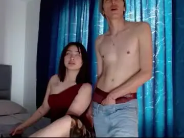 Chaturbate Live Sex Cam of damian_n_maya